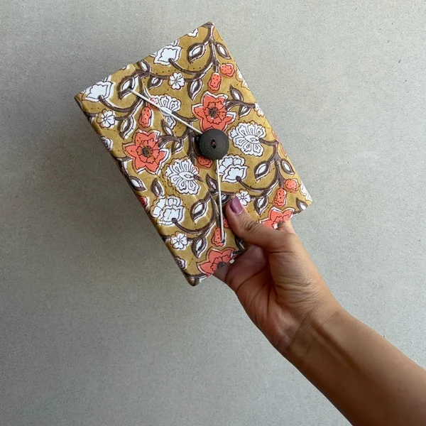 Coral Garden, Peach/coral busy floral
