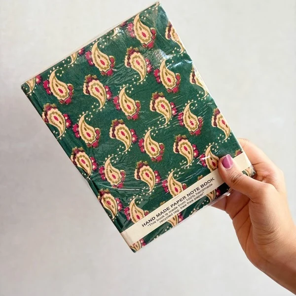 Forest Paisley, Forest green paisley